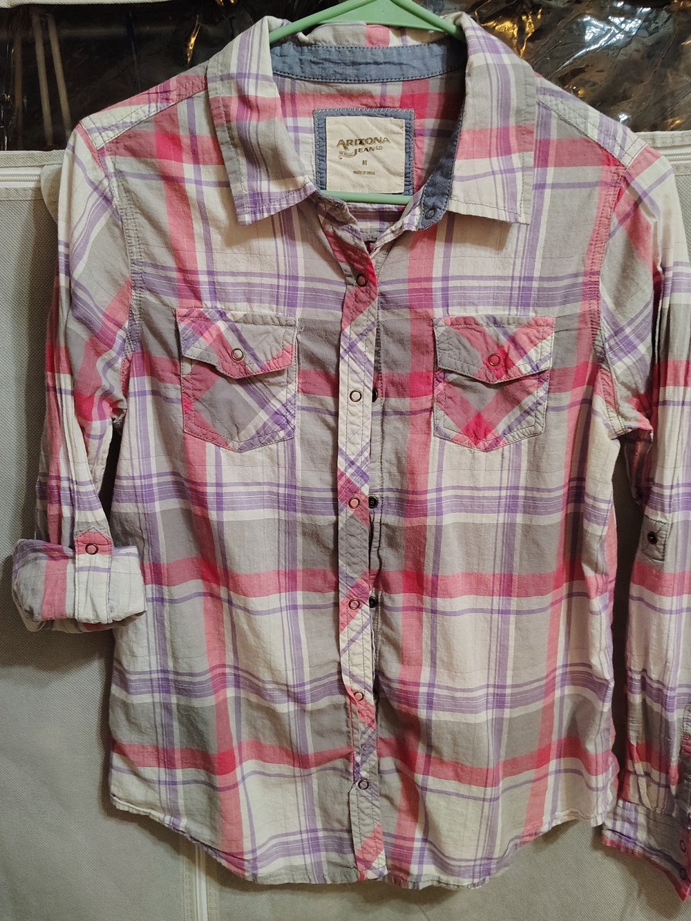 Arizona Jean Company Pink Purple and Cream Plaid Shirt